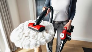 BOSCH ASPIRADOR ESCOBA BBS711ANM